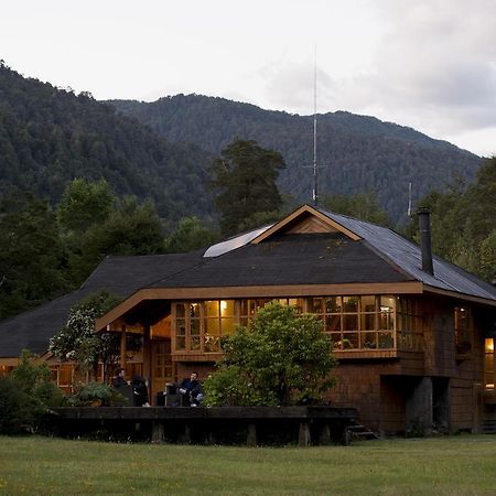 El Pangue Lodge Puerto Puyuguapi Exterior foto